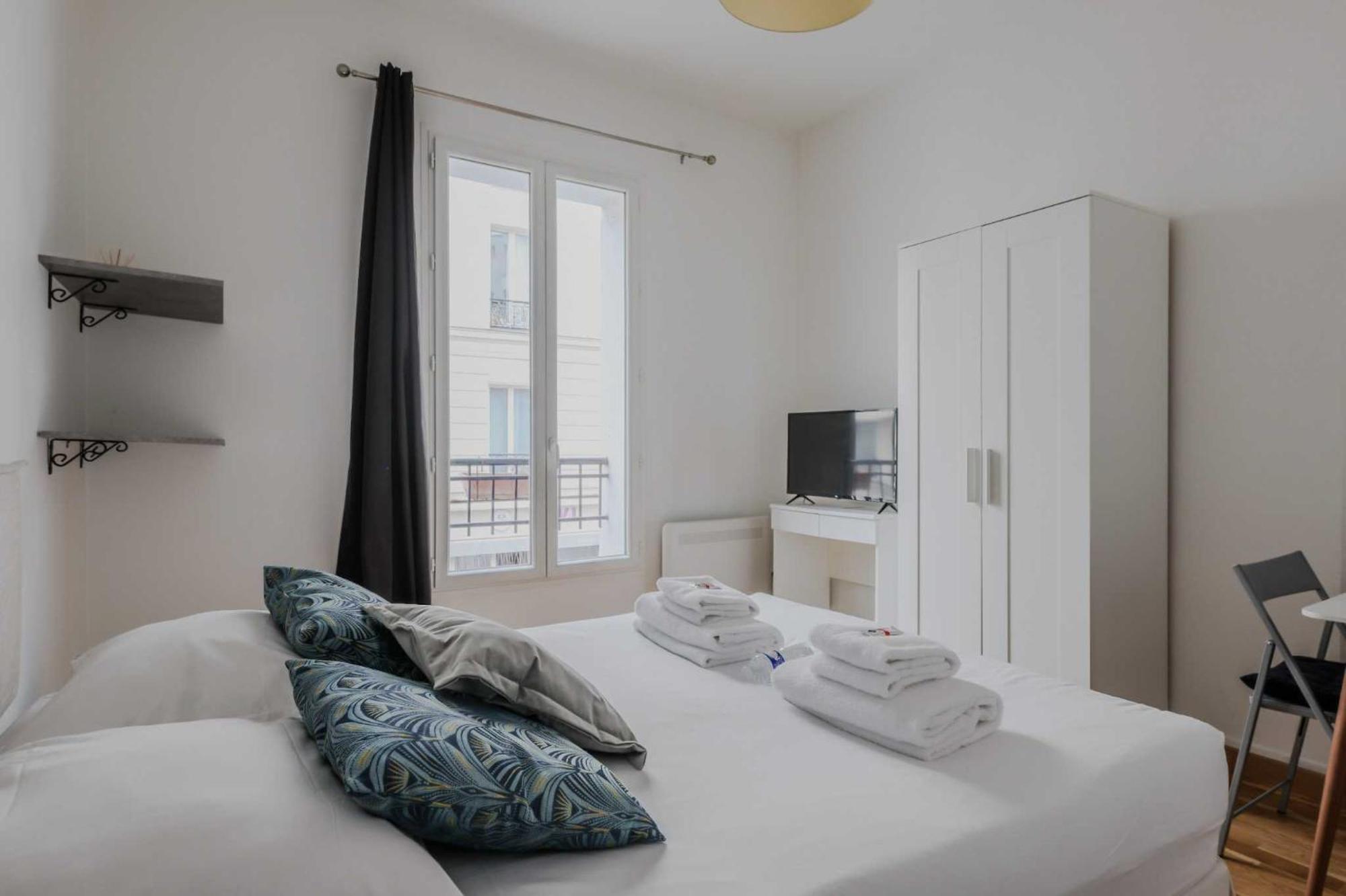 Joli Pour 2 Personnes - * Levallois-Perret